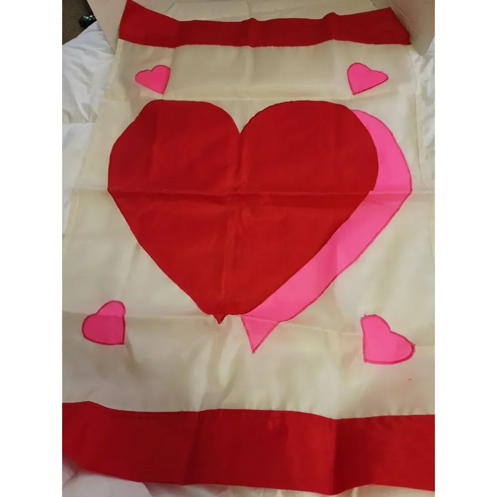 Vtg 90’s Large 42x28 Valentines Day Hearts Embroidered Garden Flag Banner Y2K